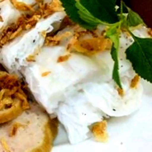 banh-cuon-thanh-tri-co-cha-bo-thi-la-phan