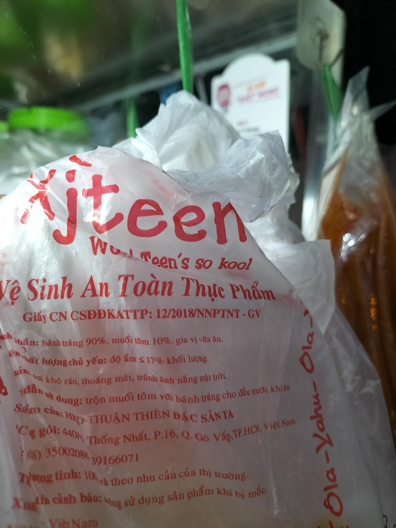 banh-trang-deo-tac-xiteen