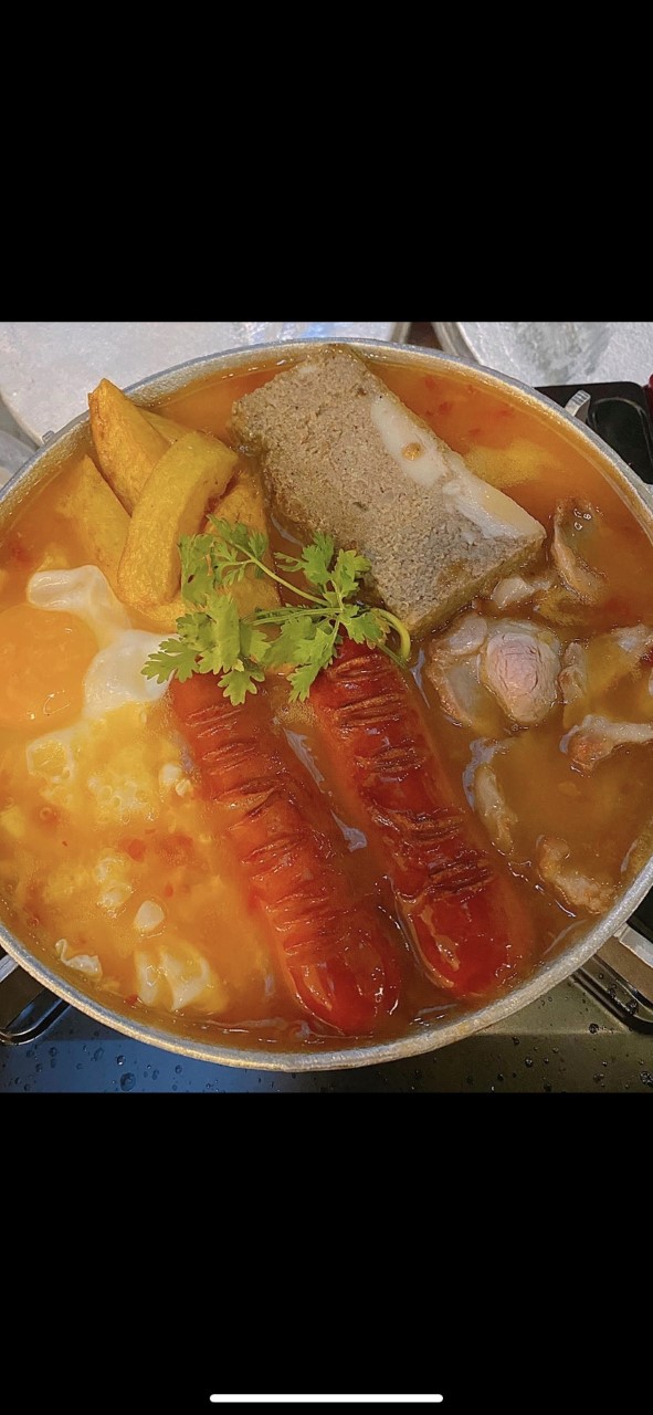 tiem-banh-mi-chao-tra-sua