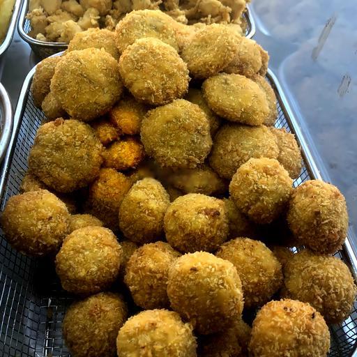 com-bo-5-banh-ga-5-banh-ga-pho-mai-5-nem