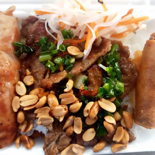 bun-thit-nuong-thap-cam