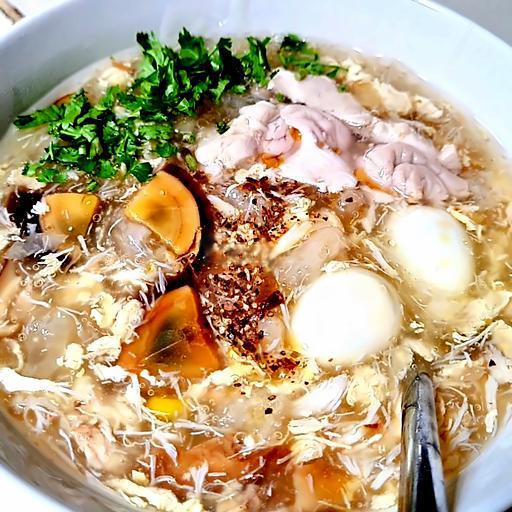 sup-cua-trung-cut-bac-thao-oc-heo