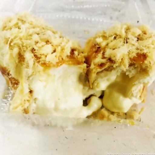 banh-mi-pho-mai-tan-chay