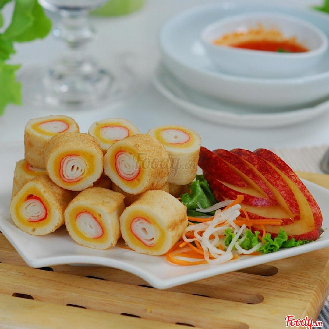 cua-cuon-surimi-3-vien