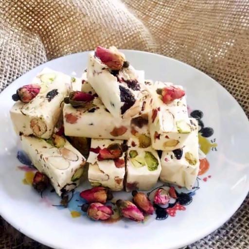 keo-sua-hat-nougat-truyen-thong