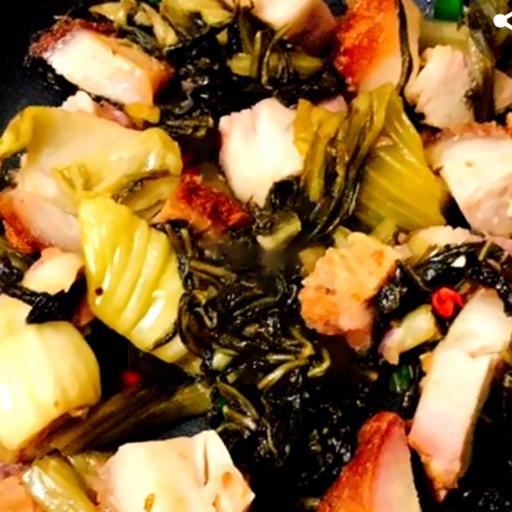 com-heo-quay-xao-cai-chua