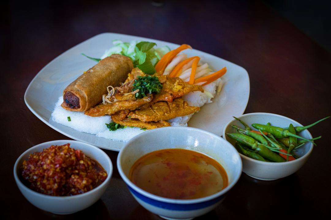 banh-hoi-thit-nuong