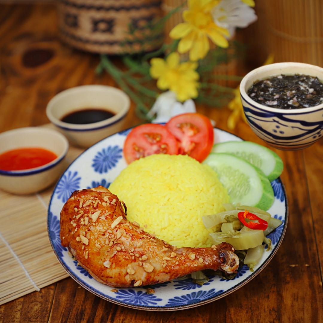 combo-com-ga-xoi-mam-toi-nho-canh-rong-bien