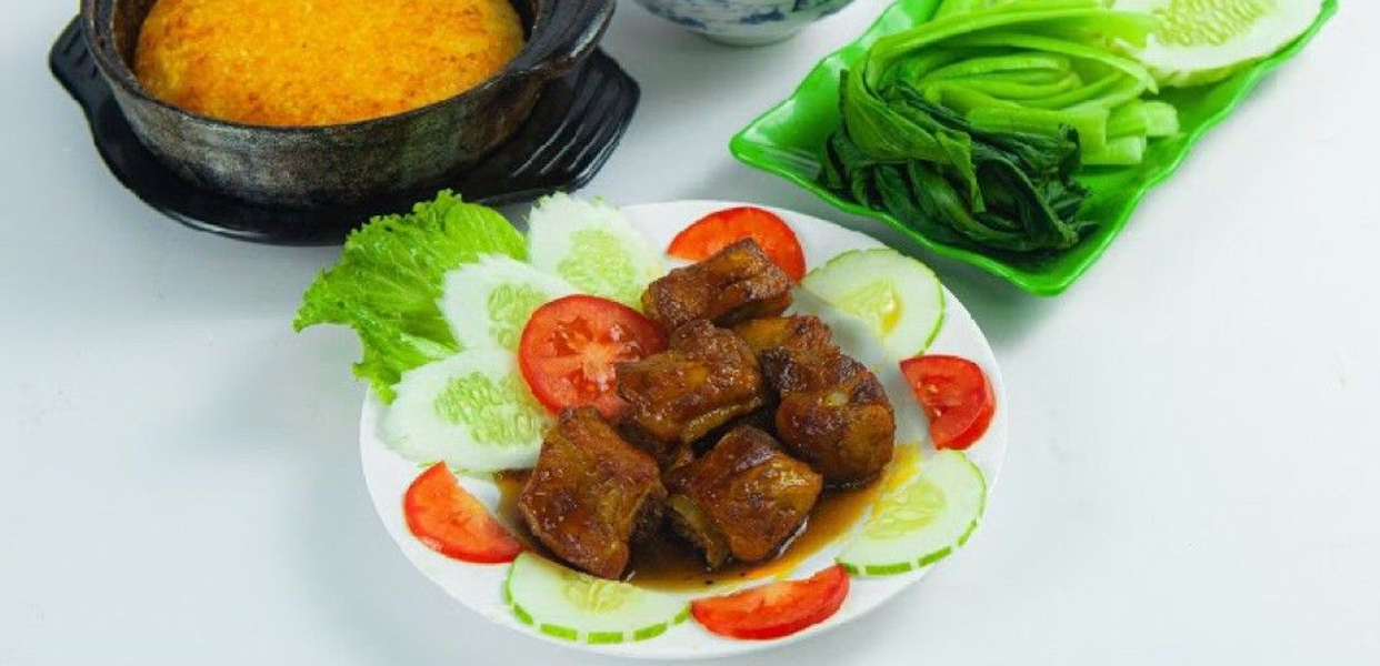 com-nieu-van-phong-com-sinh-vien-nguyen-van-ngoc