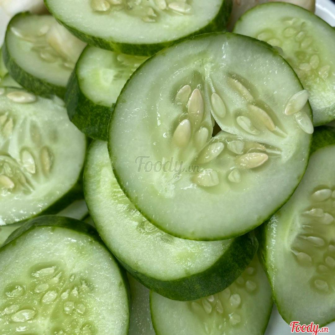 dua-leo-ca-chua-1-hop-2-nguoi-dung-khong-com