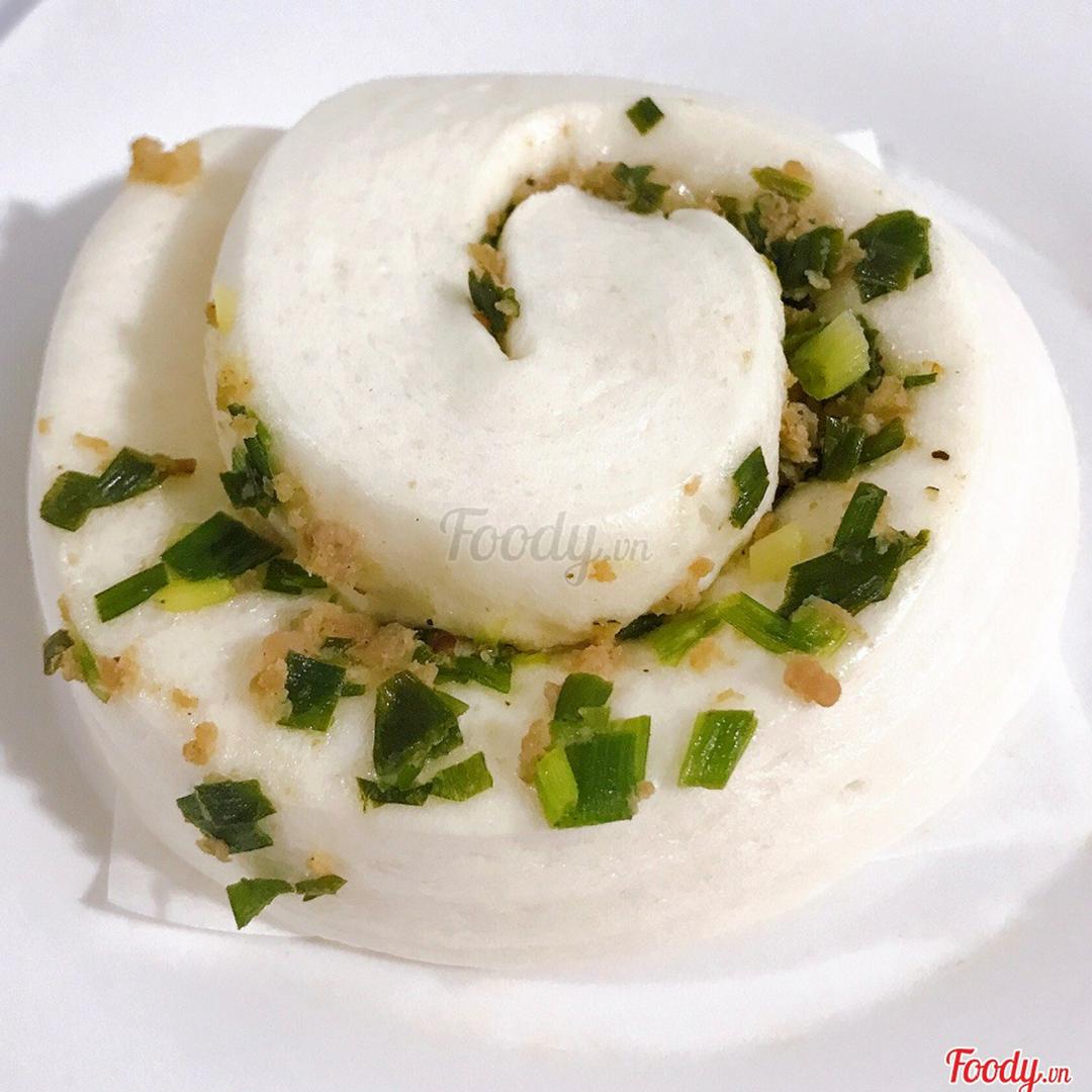 man-thau-cuon-hanh-thit-bam-hap