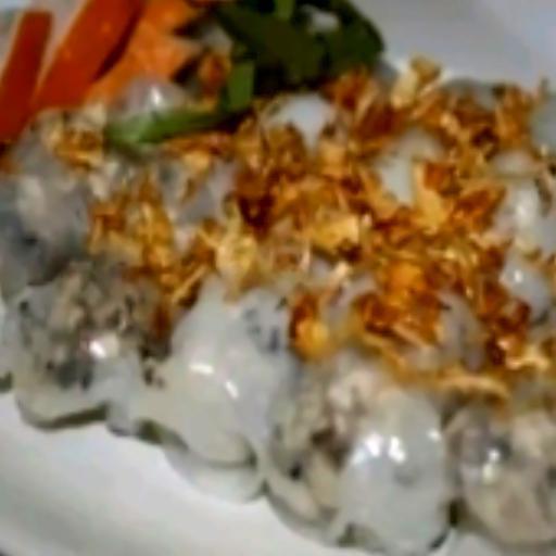 banh-cuon-cha-que-stuffed-pancake-roasted-cinnamon-pork