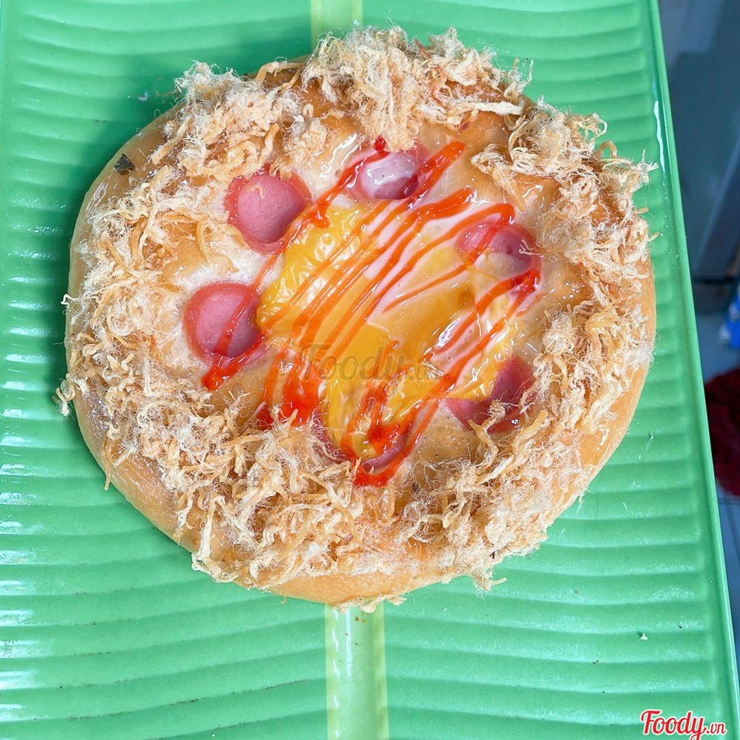 xuc-xich-pho-mai-cha-bong