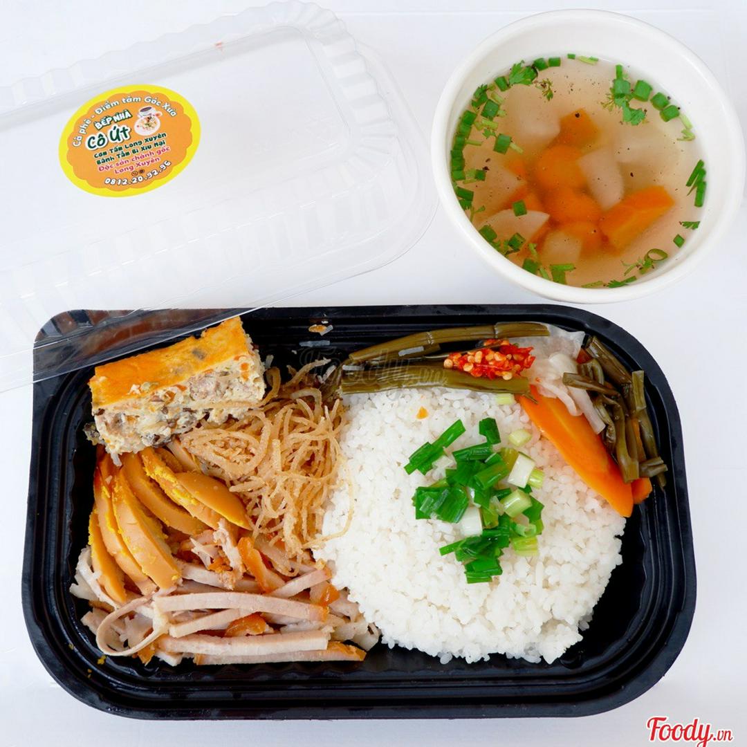 com-tam-long-xuyen-goc-xua