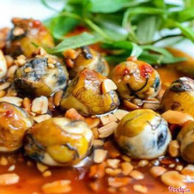 trung-cut-lon-xao-me