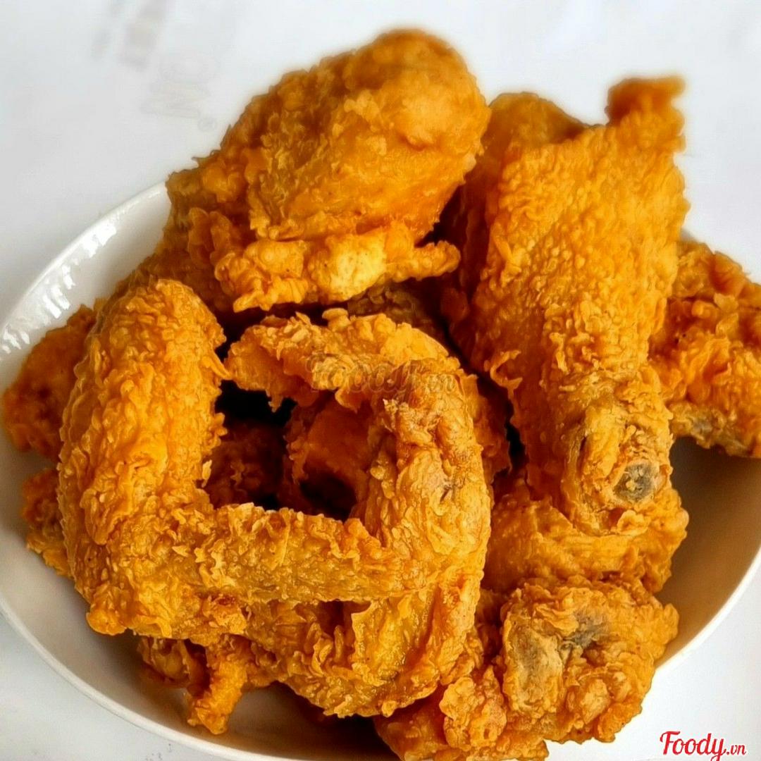 ga-chien-xu-co-xuong-nua-con