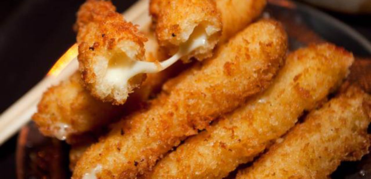 quan-co-dung-pho-mai-que-o-an-vat-online-nguyen-cong-tru