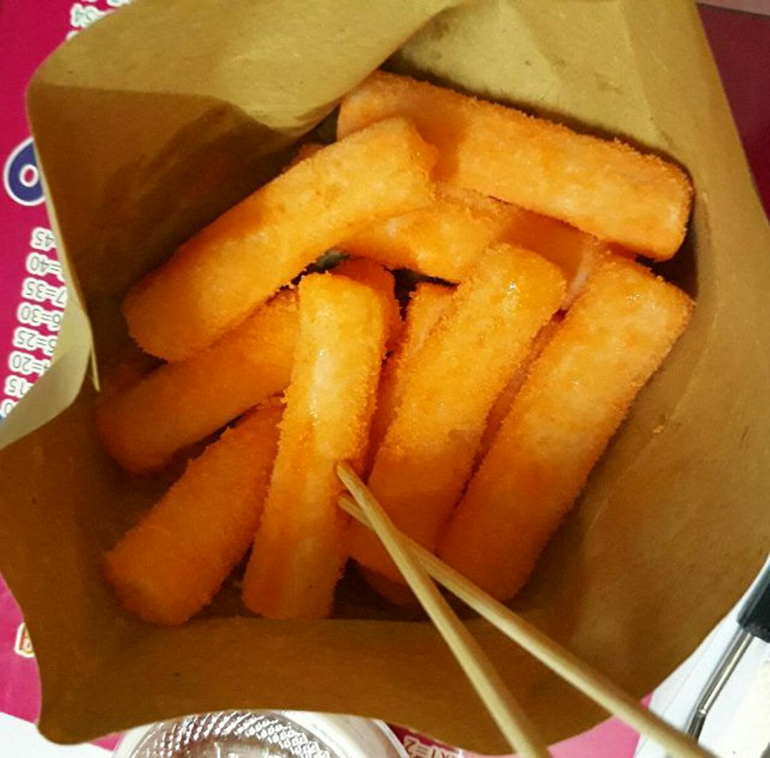 tokbokki-lac-pho-mai