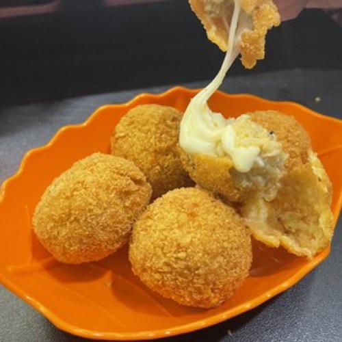 banh-ga-pho-mai-1-cai