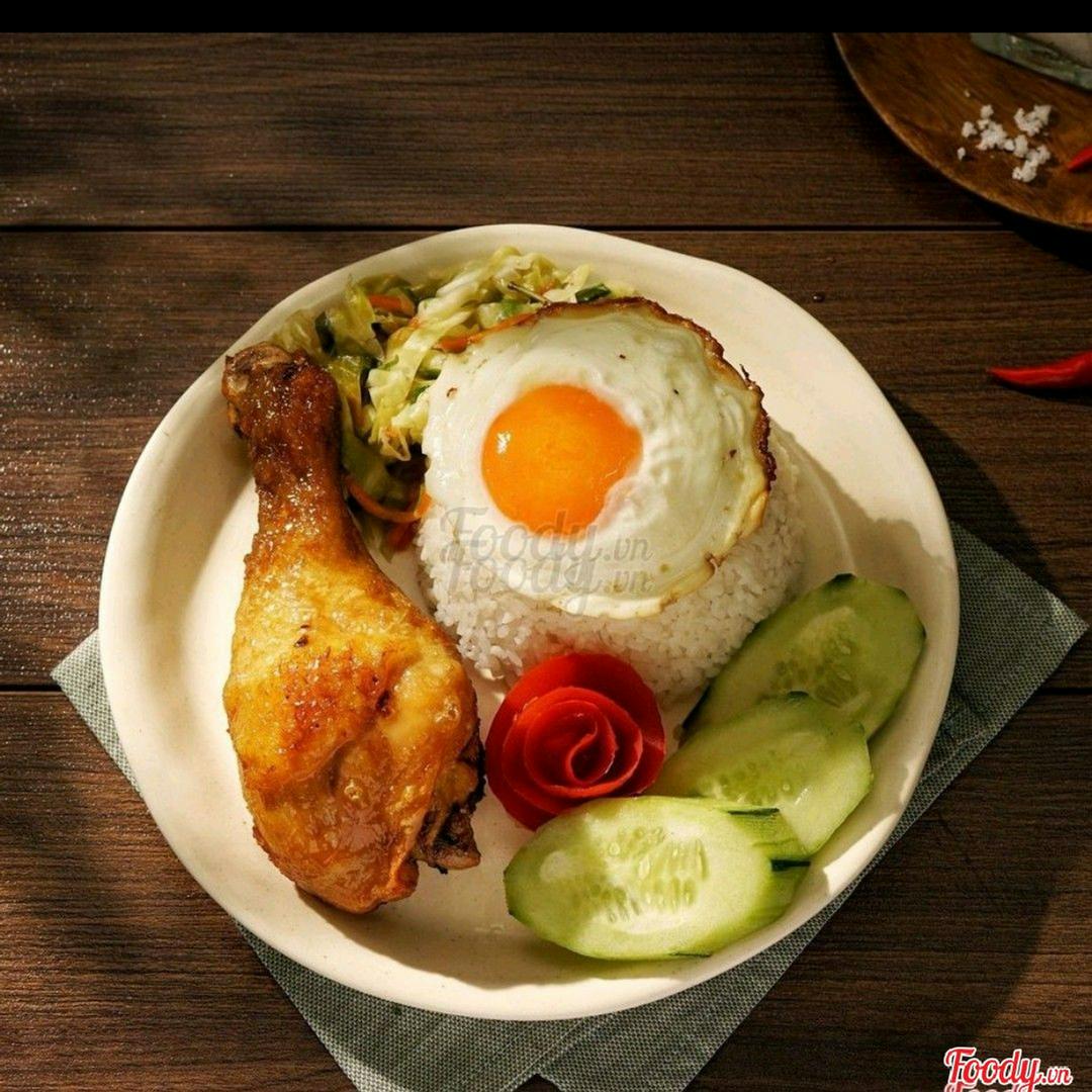 com-ga-ran-trung-op-tang-tra-ao