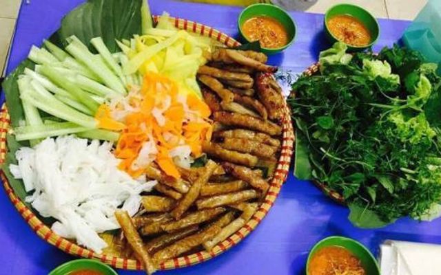 yen-beo-nem-nuong-nha-trang-sv-bach-khoa