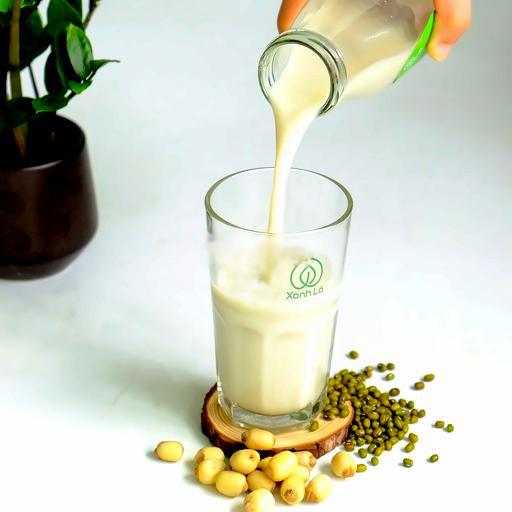 sinh-to-hat-sen-ly-700ml