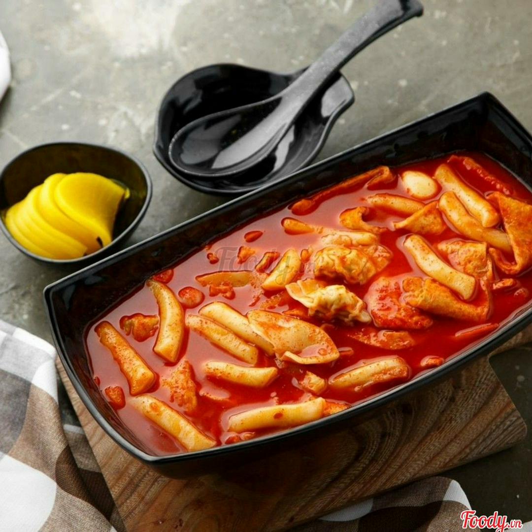 tokbokki-han-quoc-nho