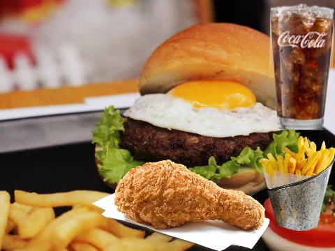 combo-hamburger-bo-trung-ui-ga-khoai-coca