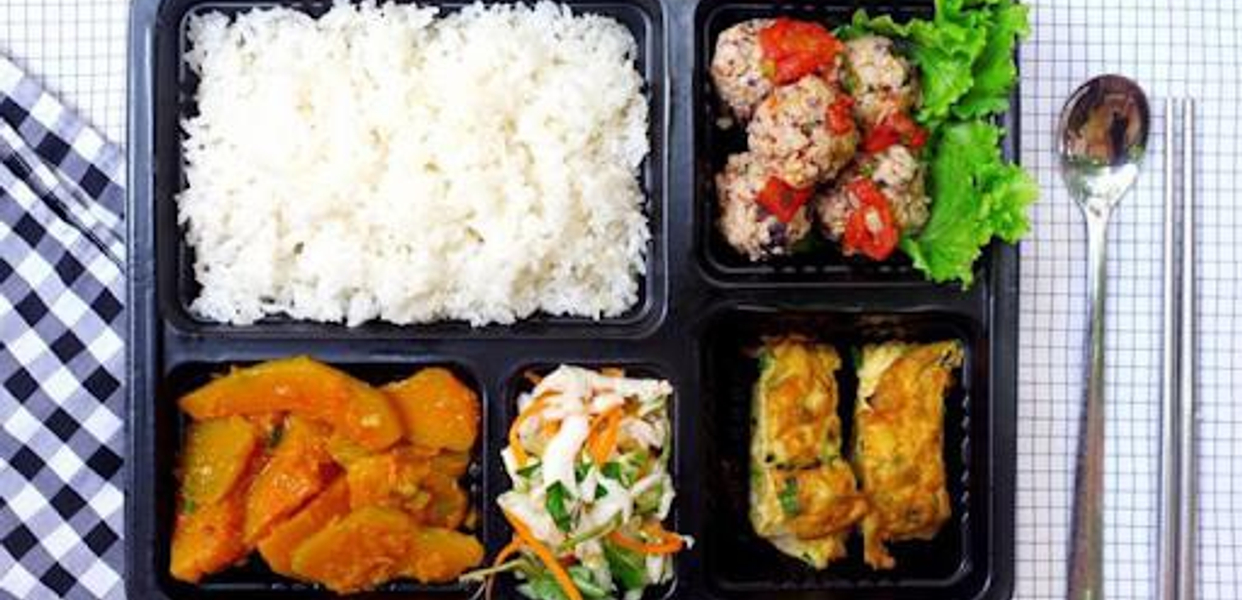 Cơm-Nhà-Súp---Vũ-Hữu