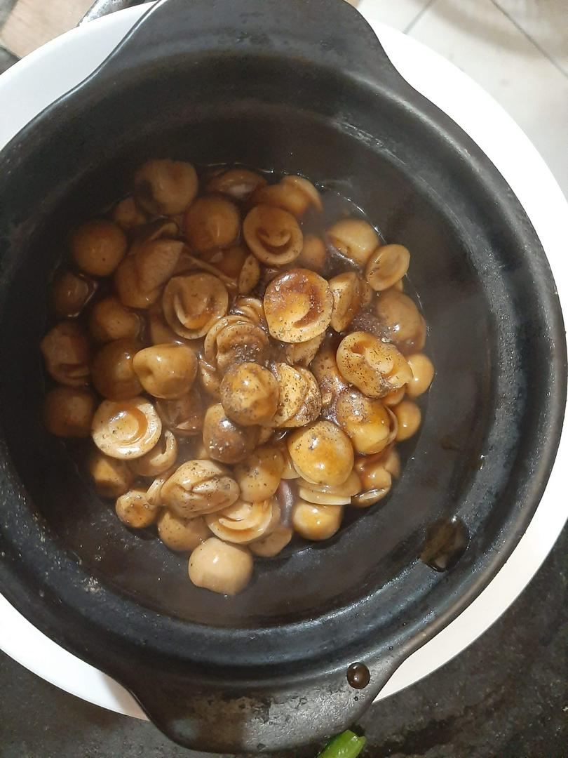 nam-rom-kho-to-rau-xao-thap-cam-canh-chua-com-trang