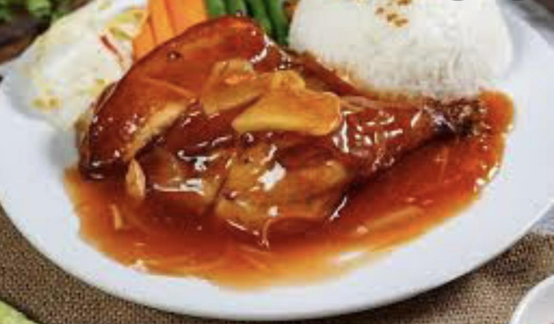 com-nong-ga-sot-chua-ngot