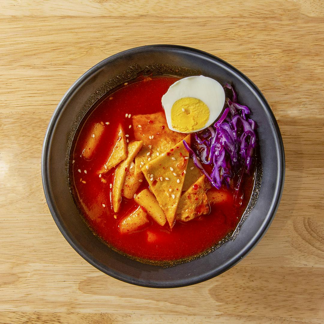 rabokki-mi-ramen-tobokki-han-quoc