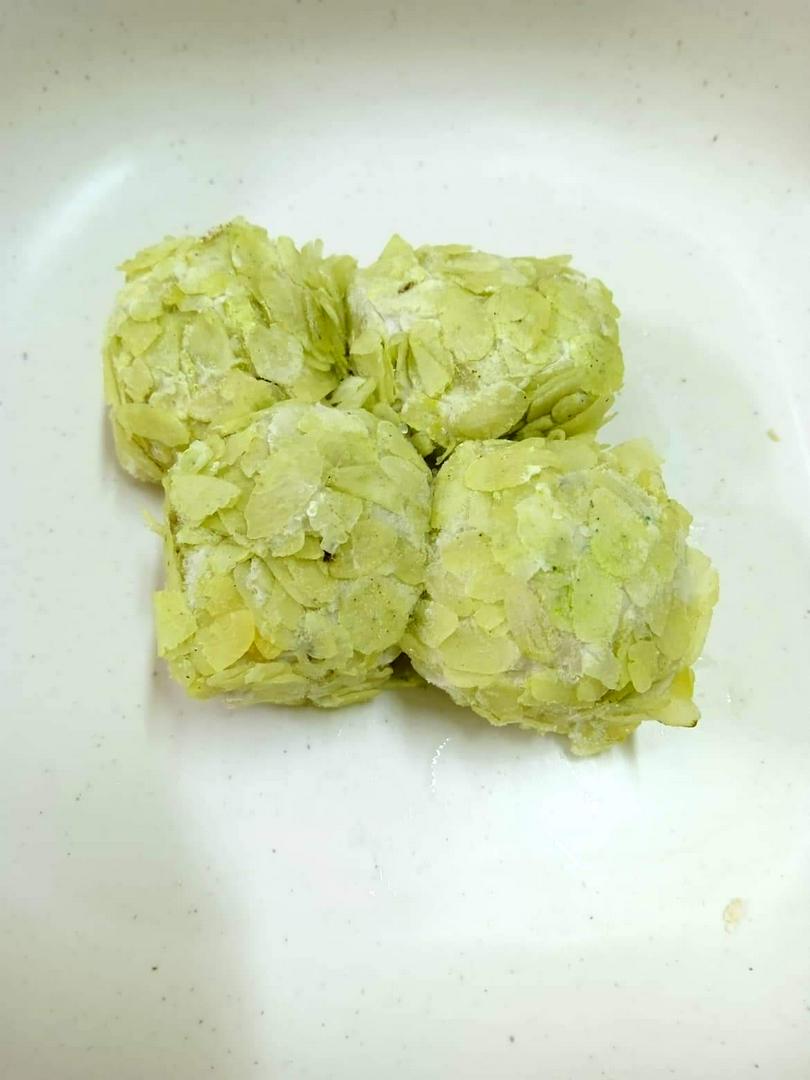 cha-ca-tam-com-xanh-4-vien