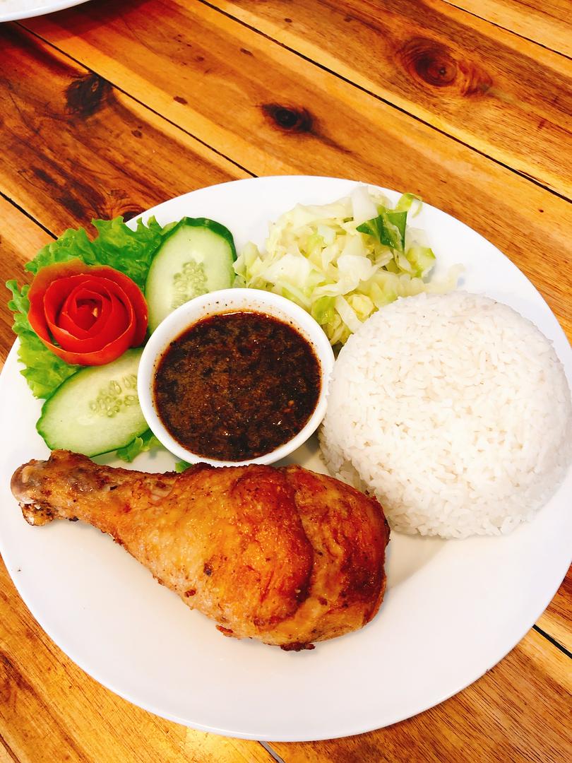 com-ga-nuong-sot-tieu-en