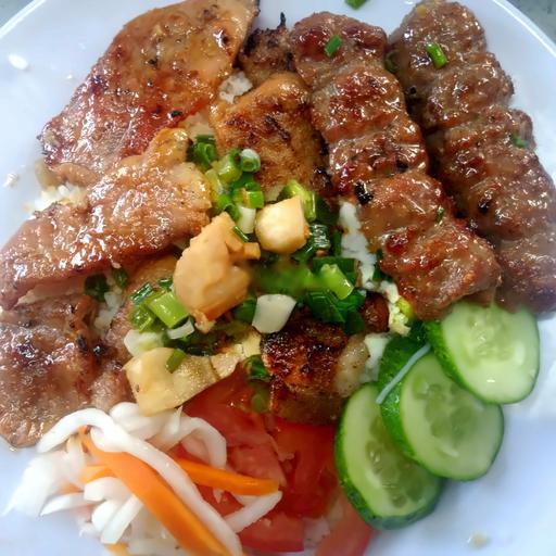 com-suon-nem-nuong