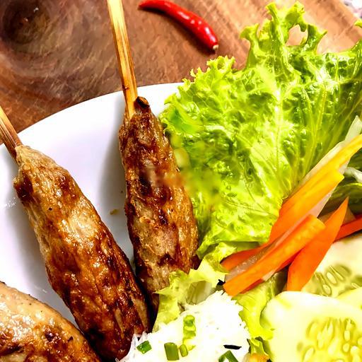 banh-hoi-toc-tien-nem-nuong