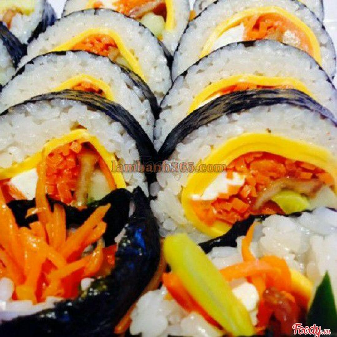 kimbab-cha-ca-hq-cuon-pho-mai