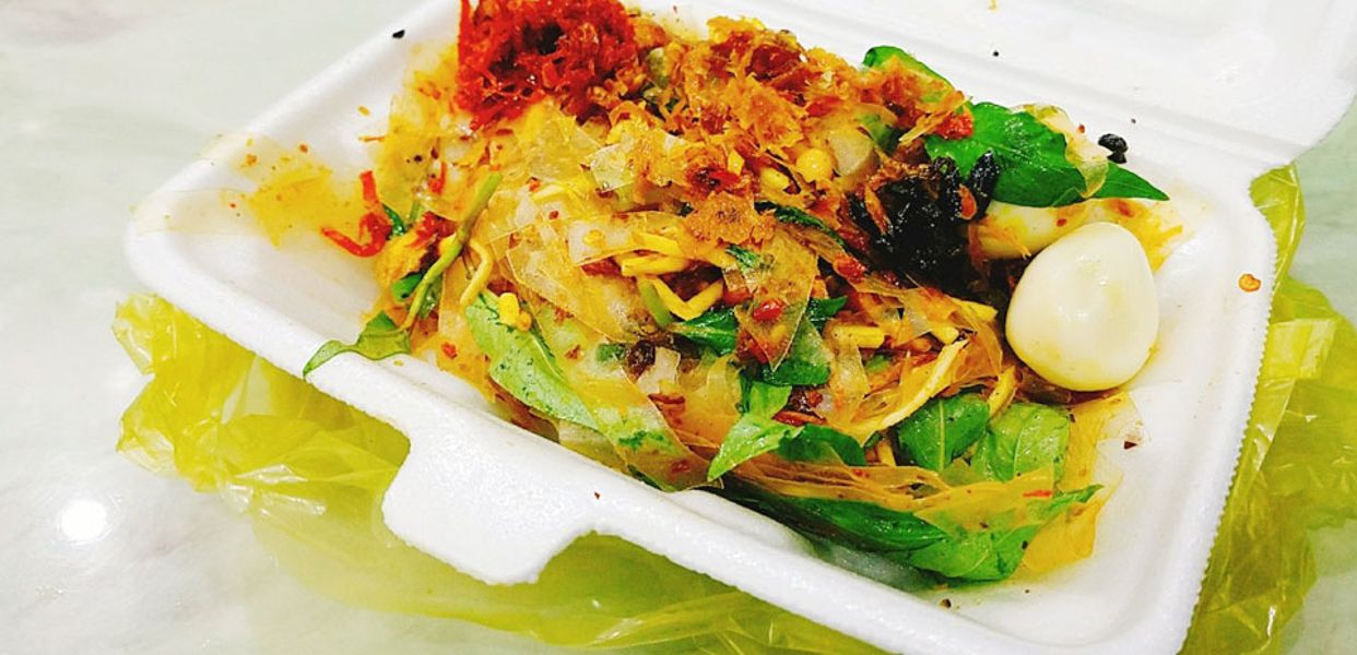 Bánh-Tráng-Trộn-Cống-Quỳnh