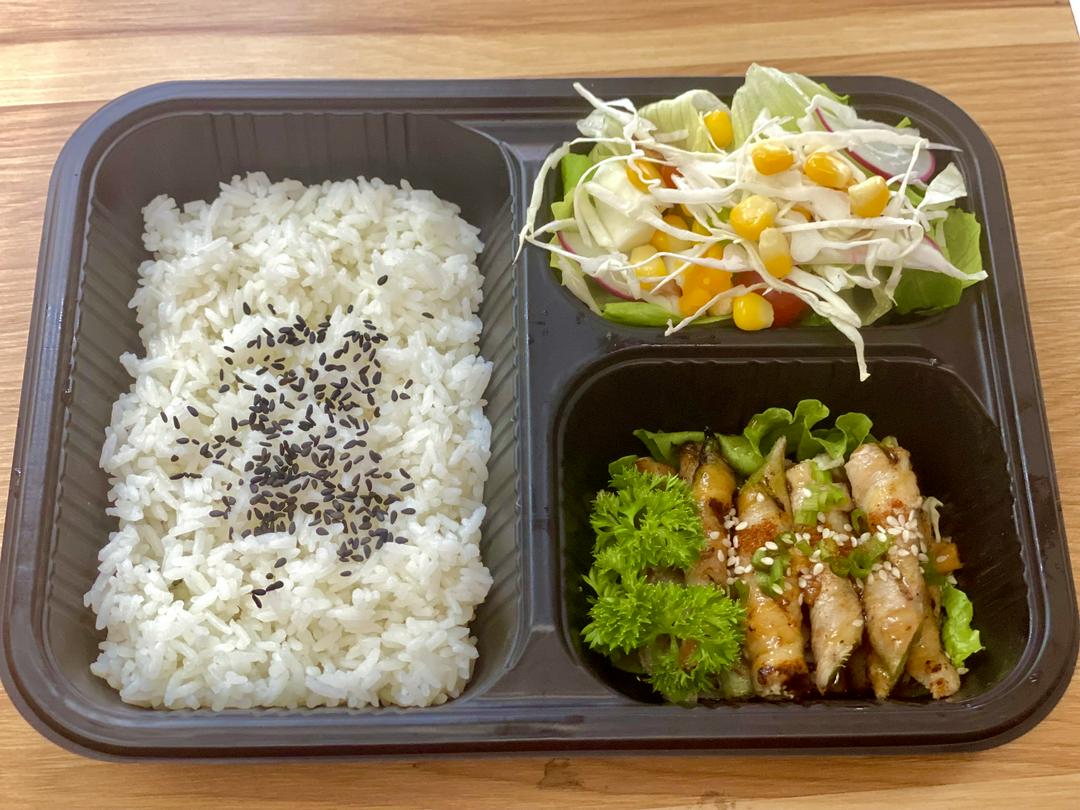 obento-bo-cuon-mang-tay-nuong