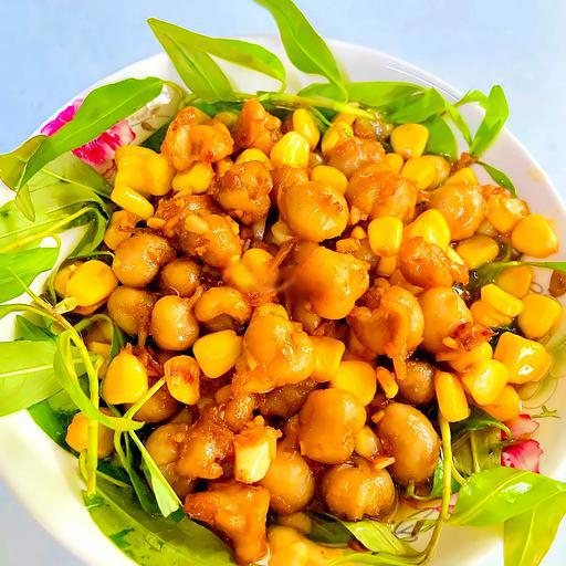 rang-muc-xao-bap-sot-trung-muoi