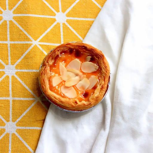 tart-trung-pho-mai-hanh-nhan