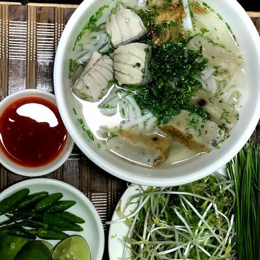 banh-canh-ba-bay-nho-cha-ca-ca-tuoi