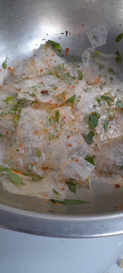 banh-trang-toi-tron-san