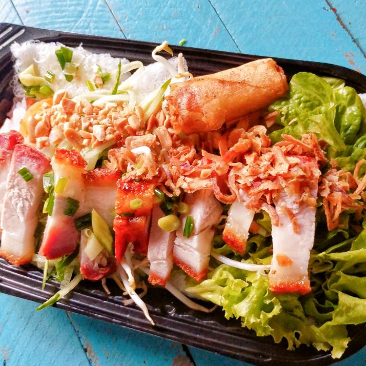 combo-banh-hoi-heo-quay-bun-heo-quay-mam-nem-2-pepsi-tay-a