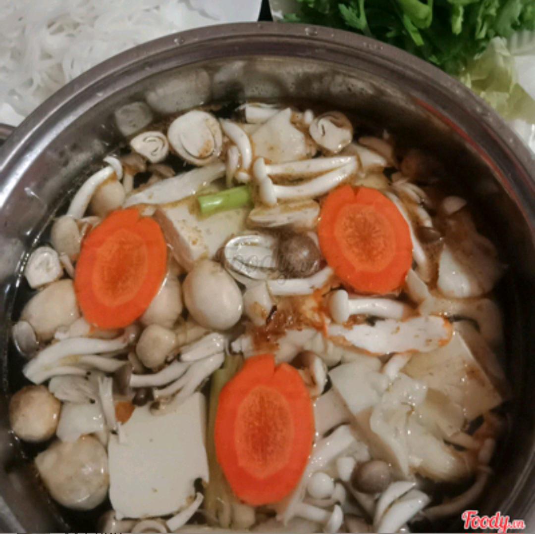 lau-hai-san-2-nguoi-an