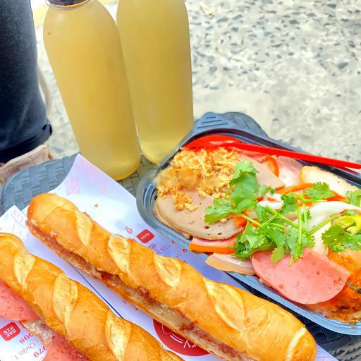 xoi-biet-full-topping-sam-bong-cuc