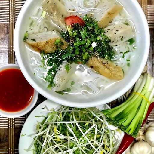 banh-canh-cha-ca-nhong-nho