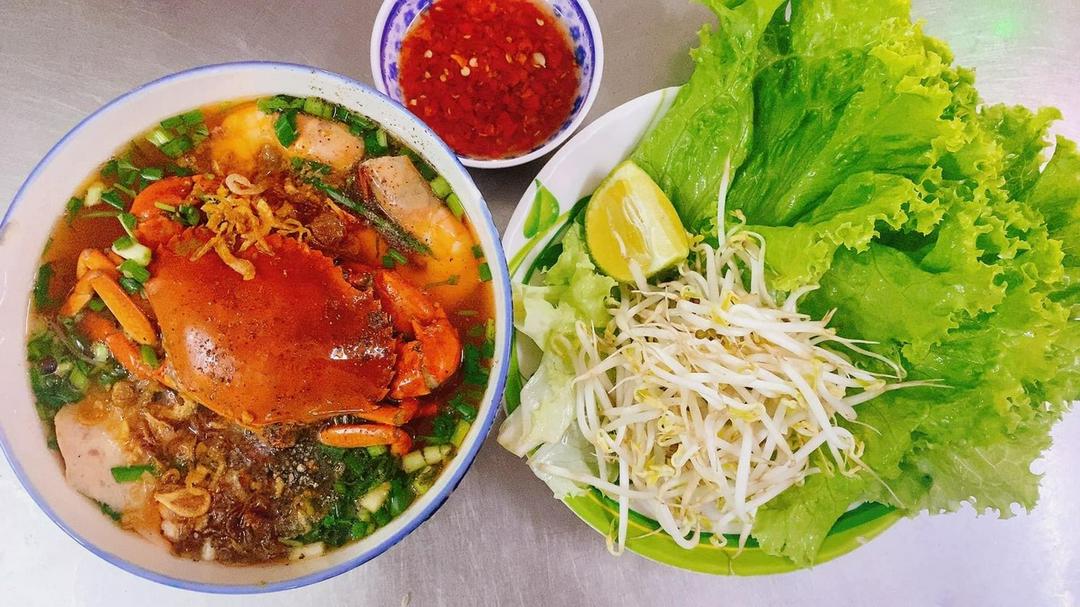 banh-canh-cua-thap-cam-mot-con