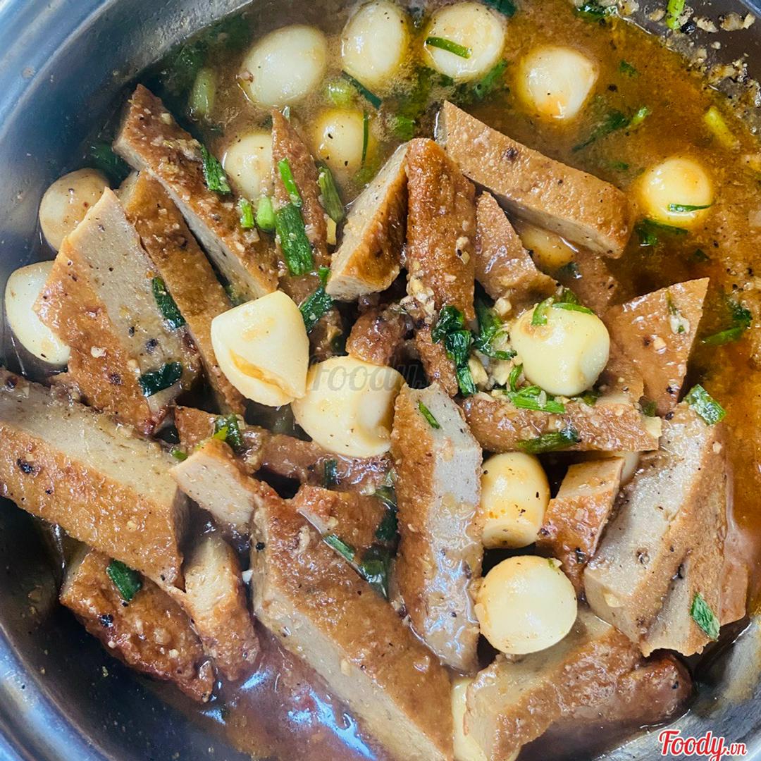 com-cha-ca-kho-trung-cut