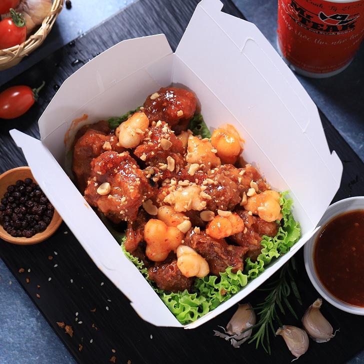 ga-khong-xuong-ran-sot-2-vi-chicken-ball-w-spicy-honey-sauce